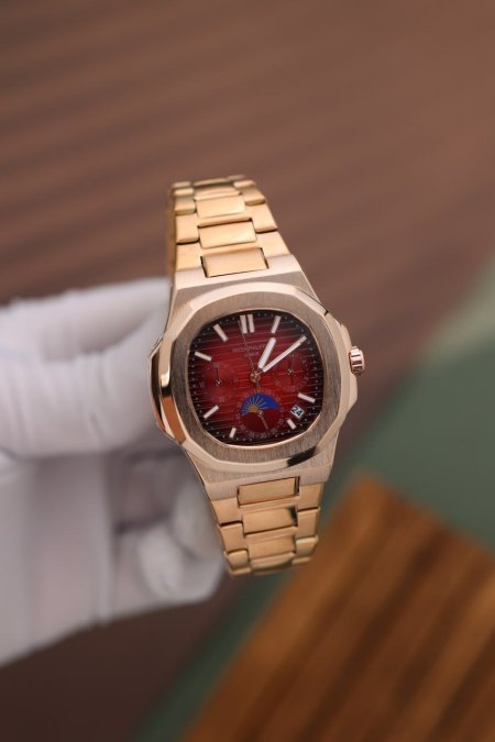 ساعة باتيك فيليب ثلث ماكينات (ساعة + علبة فخمة)