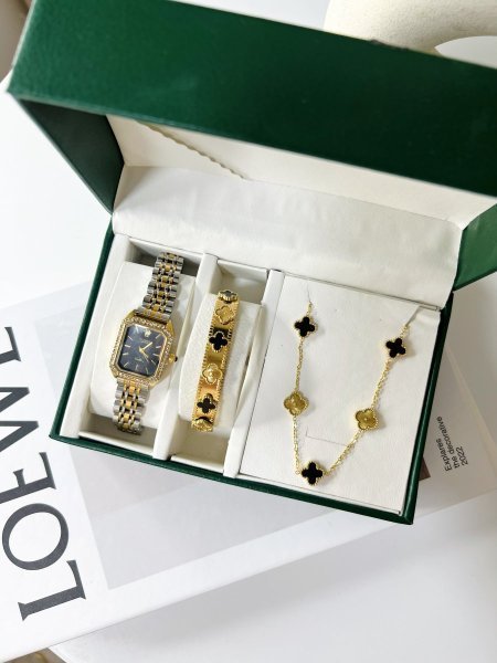 طقم نسائي (ساعة رولكس ستاتي + اسوارة + سنسال )