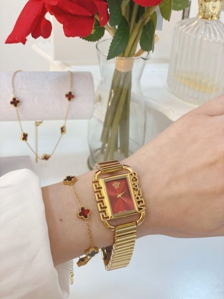 طقم ستاتي (ساعة فيرزاتشي ستاتي + اسوارة )