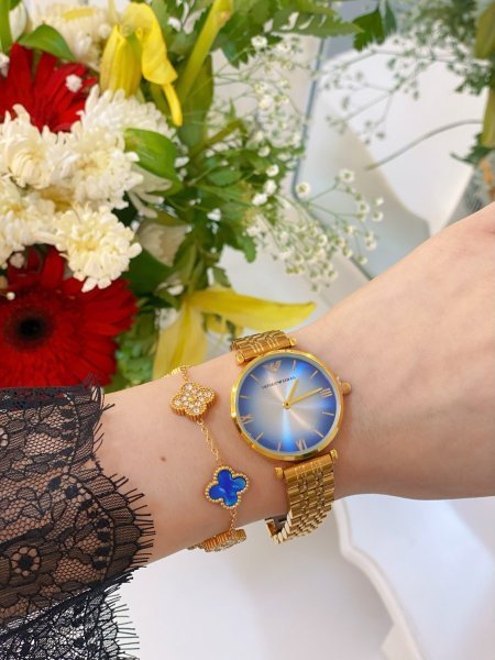 طقم ستاتي (ساعة ارماني ستاتي + اسوارة )