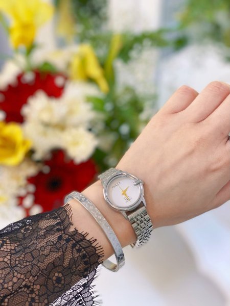 طقم ستاتي (ساعة جوتشي ستاتي + اسوارة )