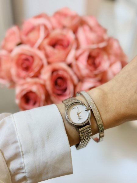 طقم ستاتي (ساعة جوتشي ستاتي + اسوارة )