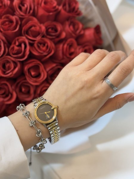 طقم ستاتي (ساعة جوتشي ستاتي + اسوارة )