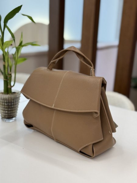 شنطة بوليني (شنطة + بوكس أصلي)