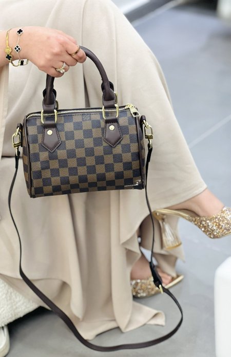 شنطة لويس فيتون (شنطة + بوكس أصلي)