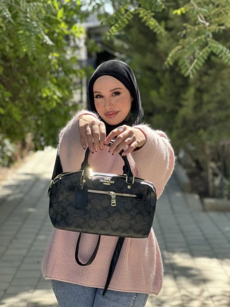 شنطة كوتش (شنطة + بوكس أصلي)