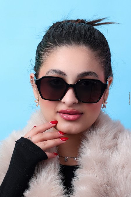 نظارة برادا ستاتي