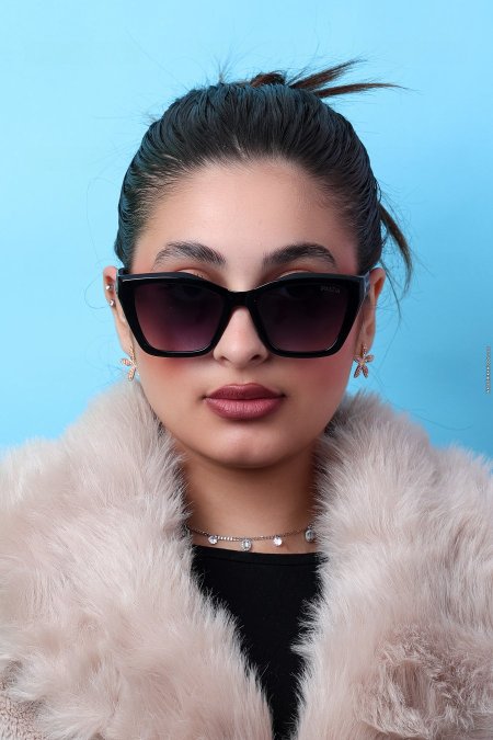 نظارة برادا ستاتي