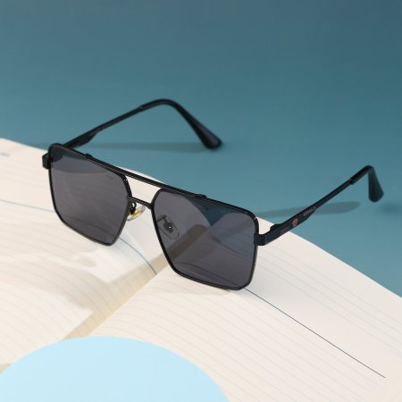 نظارة فيرزاتشي رجالي