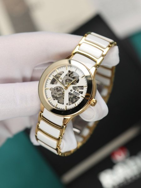 ساعة رادو رجالي نبض اوتوماتيك (ساعة + علبة فخمة)