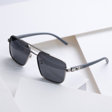 نظارة بورش ديزاين