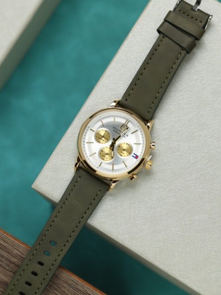 ساعة تومي هيفلينغير رجالي (ساعة + علبة فخمة)