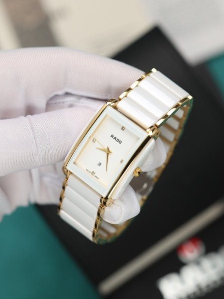 ساعة رادو رجالي سيراميك ثقيل (ساعة + علبة فخمة)