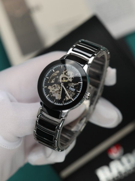 ساعة رادو رجالي نبض اوتوماتيك (ساعة + علبة فخمة)