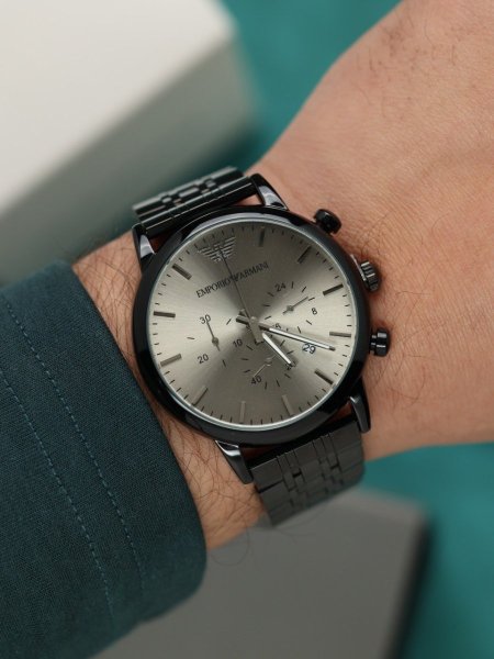 ساعة ارماني رجالي (ساعة + علبة فخمة)