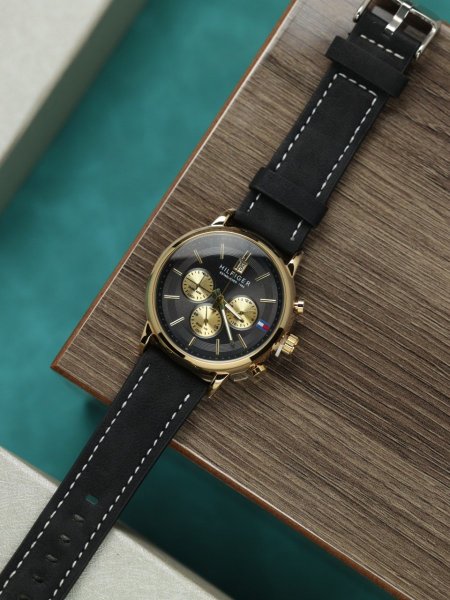 ساعة تومي هيفلينغير رجالي (ساعة + علبة فخمة)