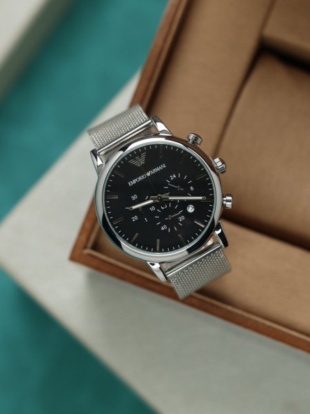 ساعة ارماني رجالي (ساعة + علبة فخمة)