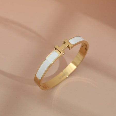 اسوارة ستاتي