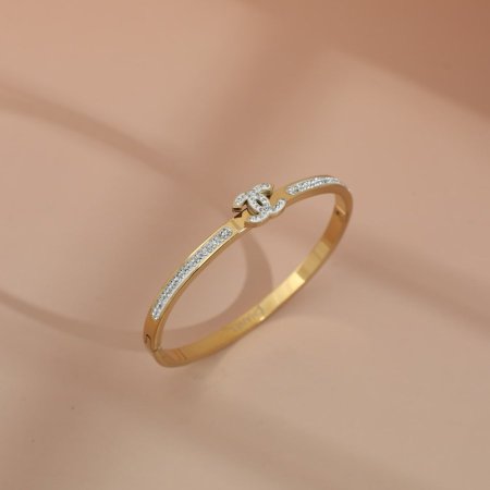 اسوارة ستاتي