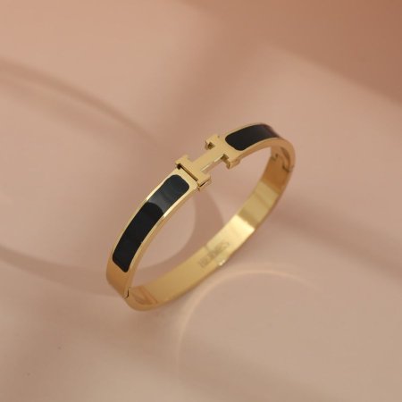 اسوارة ستاتي
