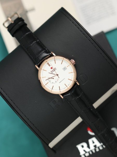 ساعة رادو رجالي جلد (ساعة + علبة فخمة)