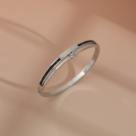 اسوارة ستاتي