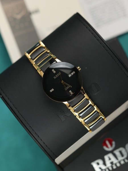 ساعة رادو رجالي سيراميك (ساعة + علبة فخمة)