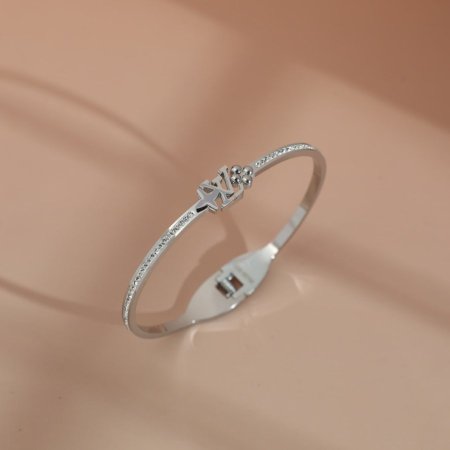 اسوارة ستاتي