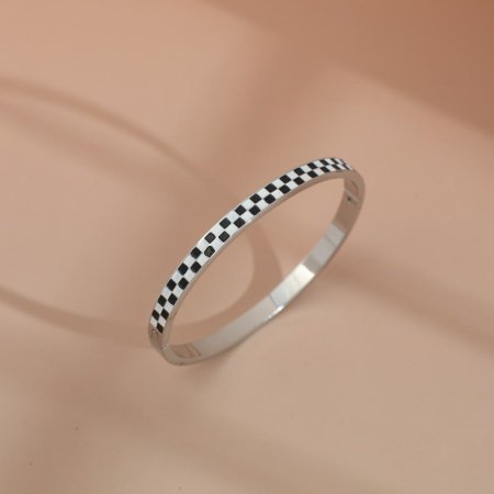 اسوارة ستاتي