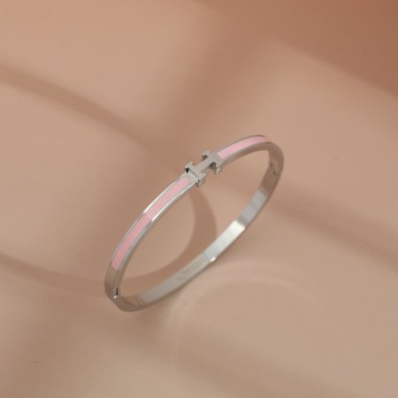 اسوارة ستاتي