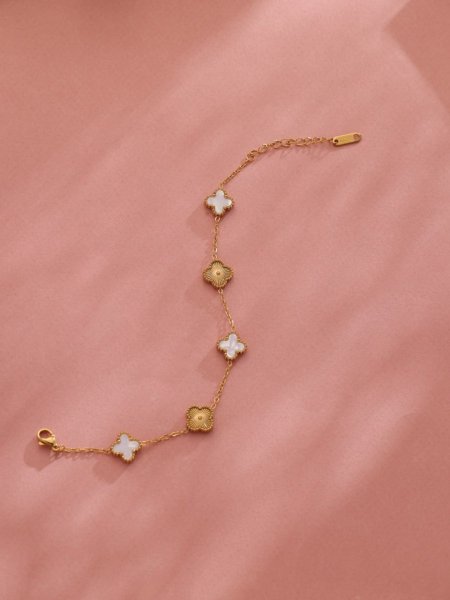اسوارة وردة لون ثابت